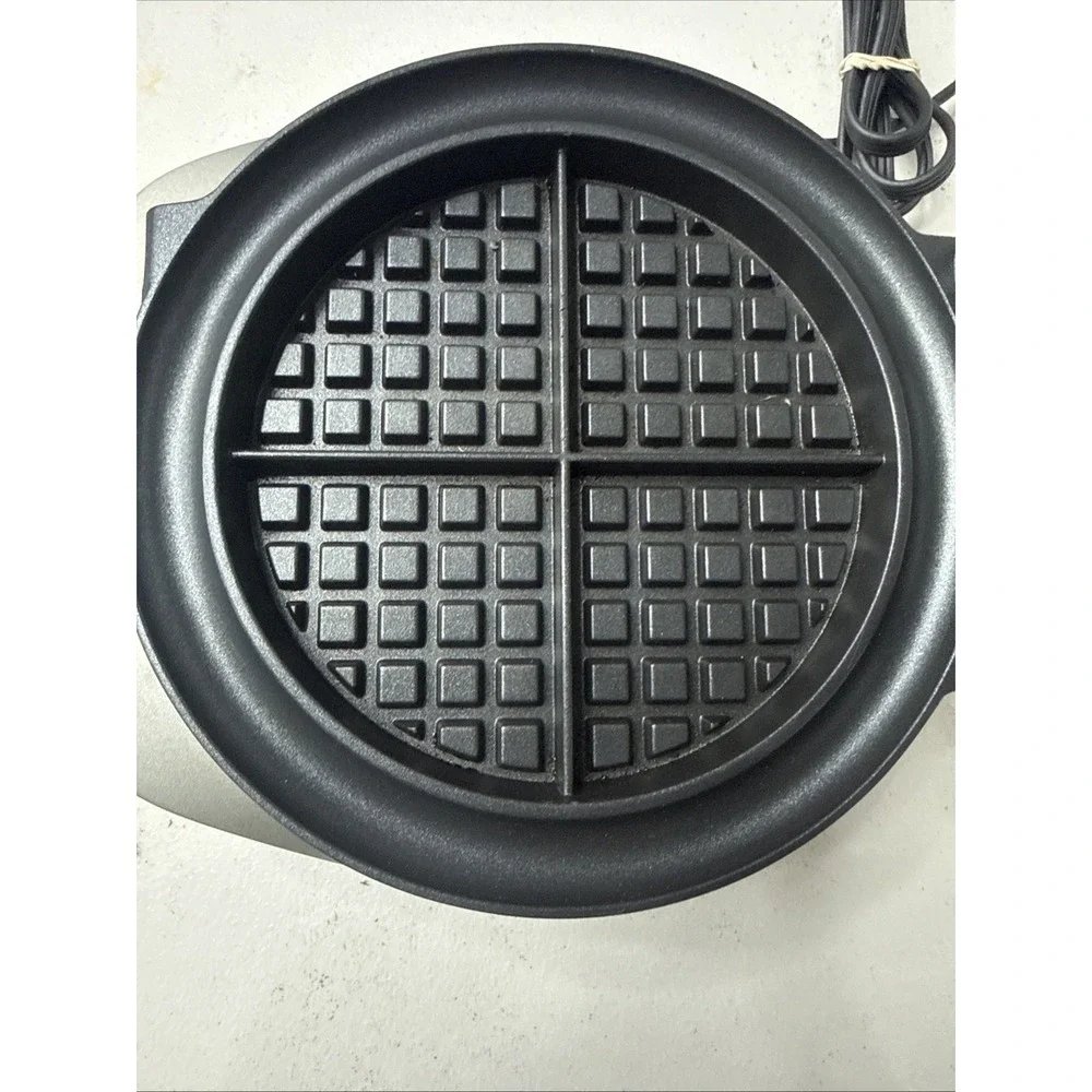 Breville Waffle Maker BWM520XL No Mess Stainless Steel WORKS Tested Clean EUC!!